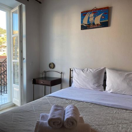 Pension Efie Hydra  Exterior foto