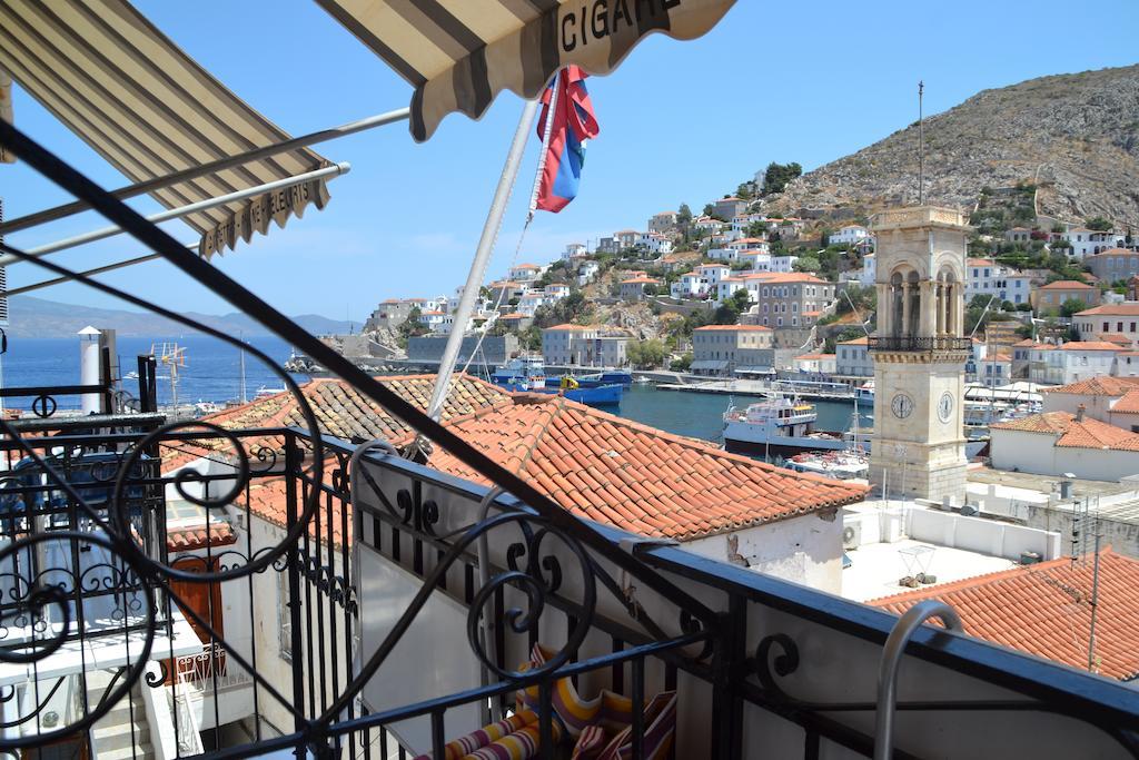 Pension Efie Hydra  Zimmer foto
